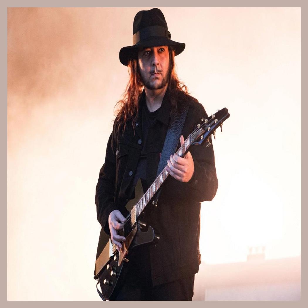 Daron Malakian and Scars On Broadway